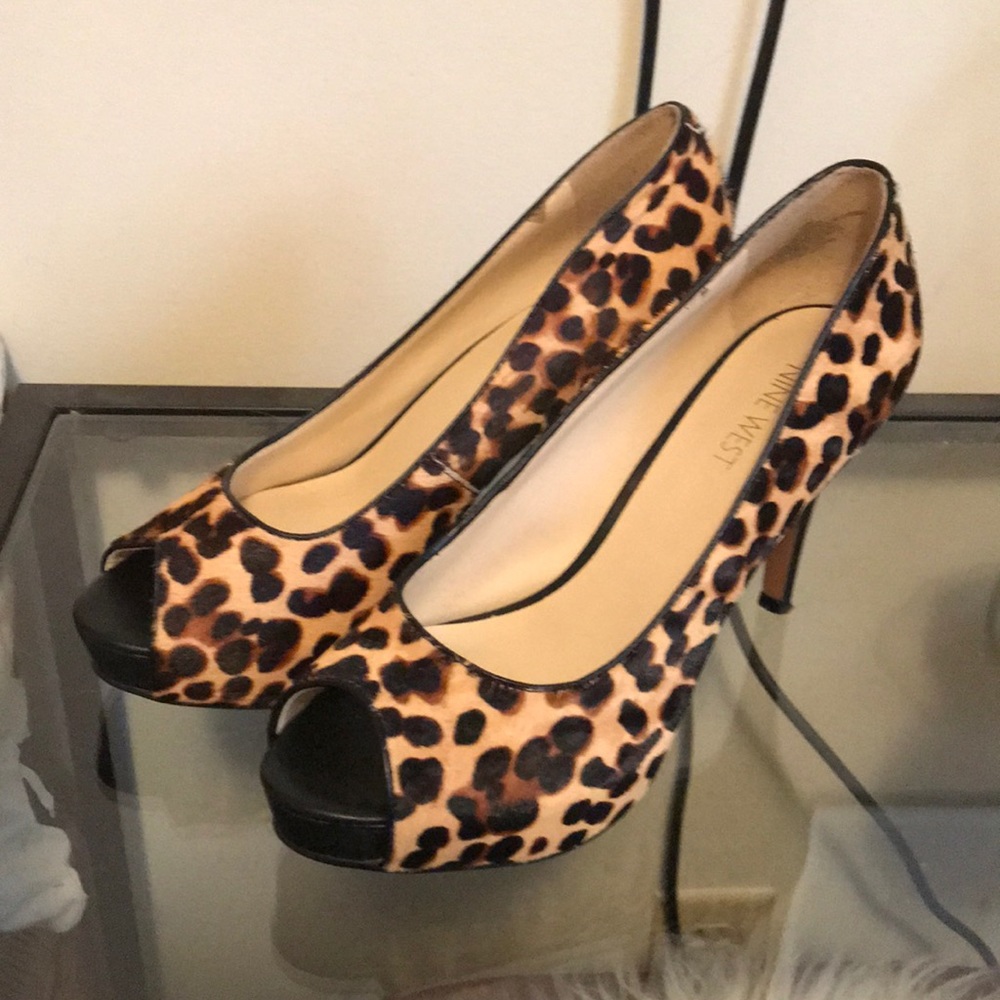 Barely Worn Nine West Camya Peep Toe Heels